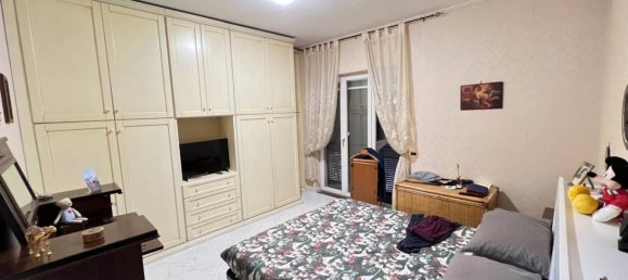 3 bedrooms Apartment in Naples, Italy No. 333003 22