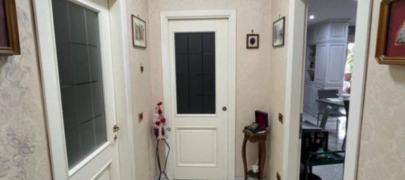 3 bedrooms Apartment in Naples, Italy No. 333003 15