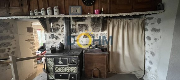 5 bedrooms House in Loire, France No. 355794 7