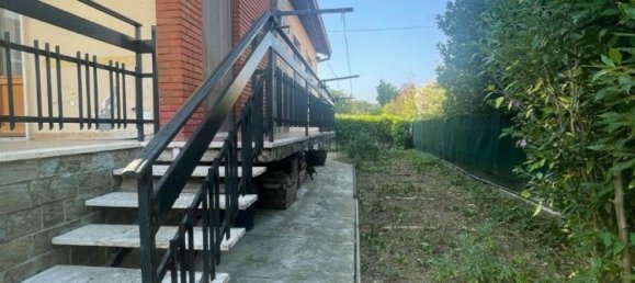 6 bedrooms Villa in Ponte dell'Olio, Italy No. 357354 13