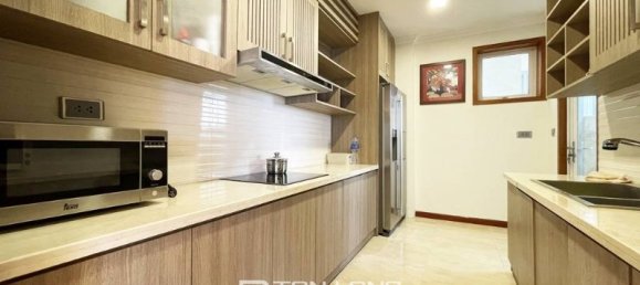 3 bedrooms Apartment in Tay Ho, Vietnam No. 618 4