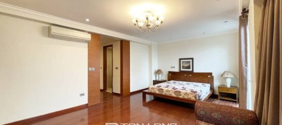 3 bedrooms Apartment in Tay Ho, Vietnam No. 618 23