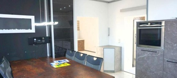 Дом с 3 спальнями в Вуллерсдорф, Австрия № 120959 2