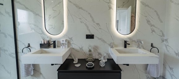 Villa de 6 dormitorios en Marbella, Spain No. 48511 20