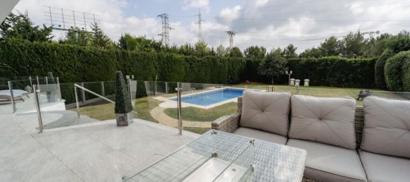 Villa de 6 dormitorios en Marbella, Spain No. 48511 49