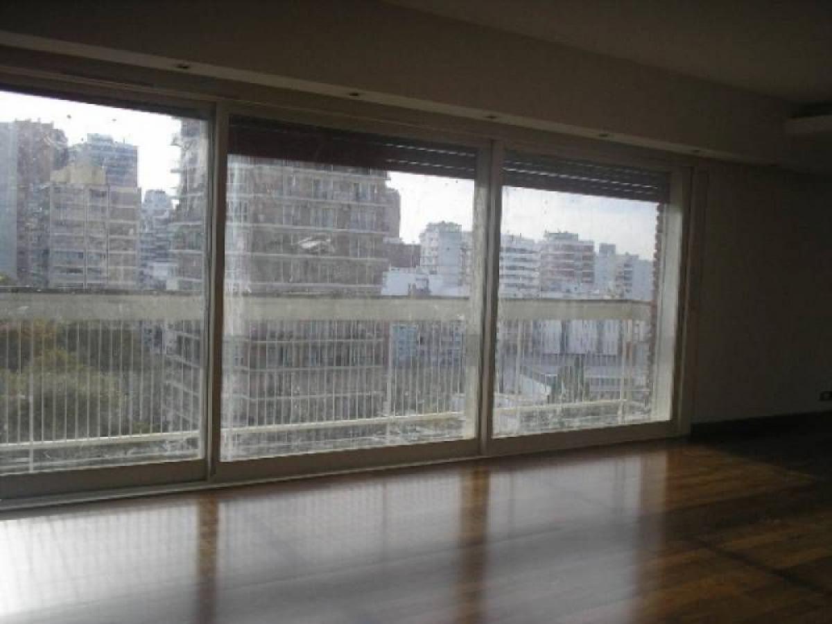 Apartamento de 3 dormitorios en Buenos Aires, Argentina No. 95398