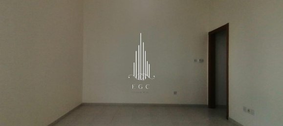Apartamento de 4 dormitorios en Al Khalidiya, UAE No. 56111 19