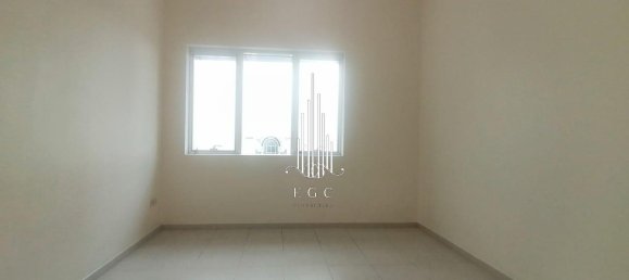 Apartamento de 4 dormitorios en Al Khalidiya, UAE No. 56111 7
