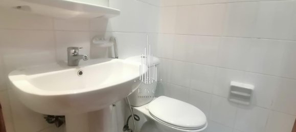 Apartamento de 4 dormitorios en Al Khalidiya, UAE No. 56111 28