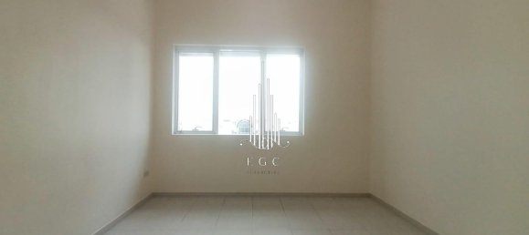 Apartamento de 4 dormitorios en Al Khalidiya, UAE No. 56111 12
