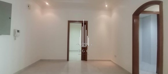 Apartamento de 4 dormitorios en Al Khalidiya, UAE No. 56111 4