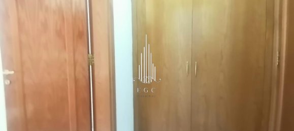 Apartamento de 4 dormitorios en Al Khalidiya, UAE No. 56111 21