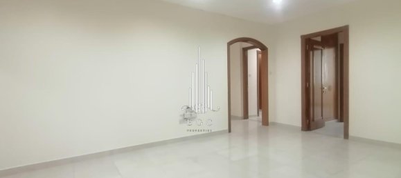 Apartamento de 4 dormitorios en Al Khalidiya, UAE No. 56111 2
