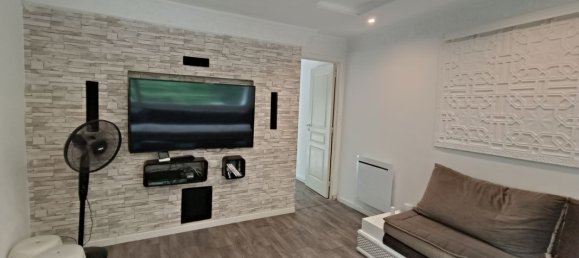 2 chambres Maison à Saint-Ay, France No. 234653 3