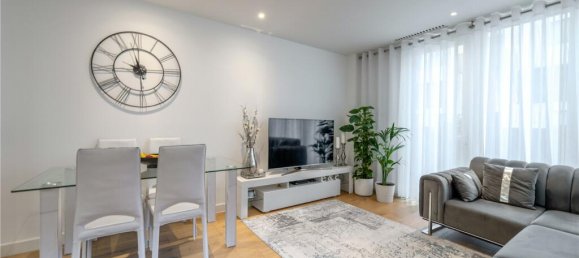 2 bedrooms Apartment in London, United Kingdom No. 7852 3