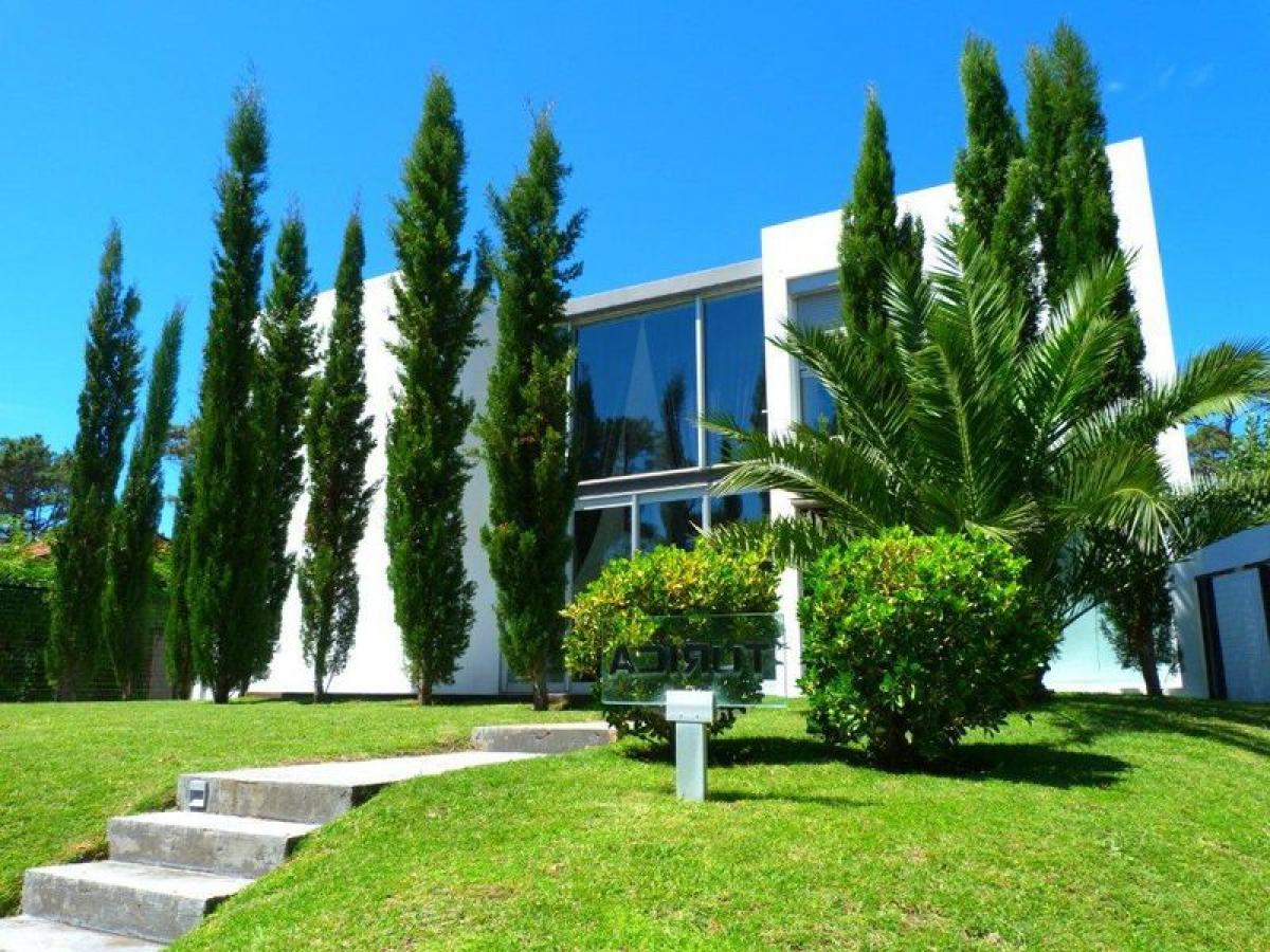 6 bedrooms House in Maldonado, Uruguay No. 1297