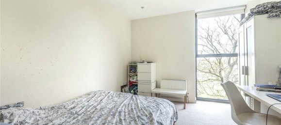 2 bedrooms Apartment in London, United Kingdom No. 7818 6