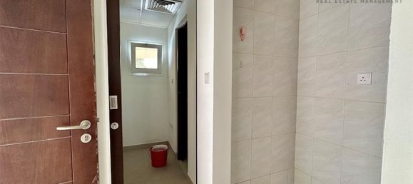 Moradia em banda T3 em Mina Al Arab, UAE N.º 94774 4