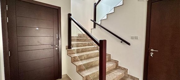 Moradia em banda T3 em Mina Al Arab, UAE N.º 94774 8