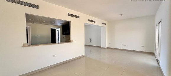 Moradia em banda T3 em Mina Al Arab, UAE N.º 94774 6