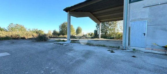 1 room Warehouse in Chioggia, Italy No. 60112 40