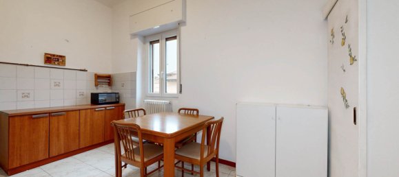 2 غرف نوم شقة في Monza, Italy رقم 140823 7