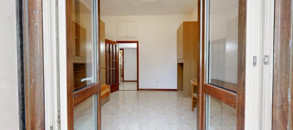 2 غرف نوم شقة في Monza, Italy رقم 140823 25