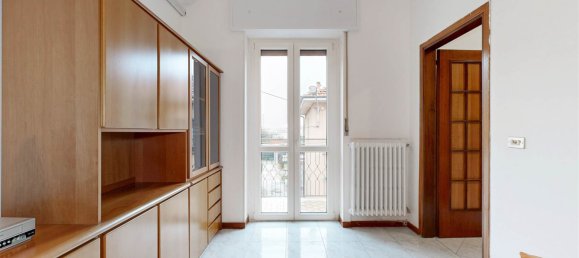 2 غرف نوم شقة في Monza, Italy رقم 140823 29