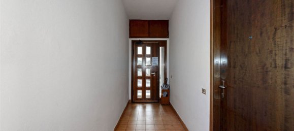 2 غرف نوم شقة في Monza, Italy رقم 140823 39