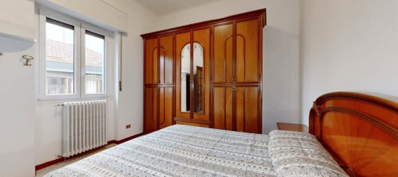 2 غرف نوم شقة في Monza, Italy رقم 140823 2