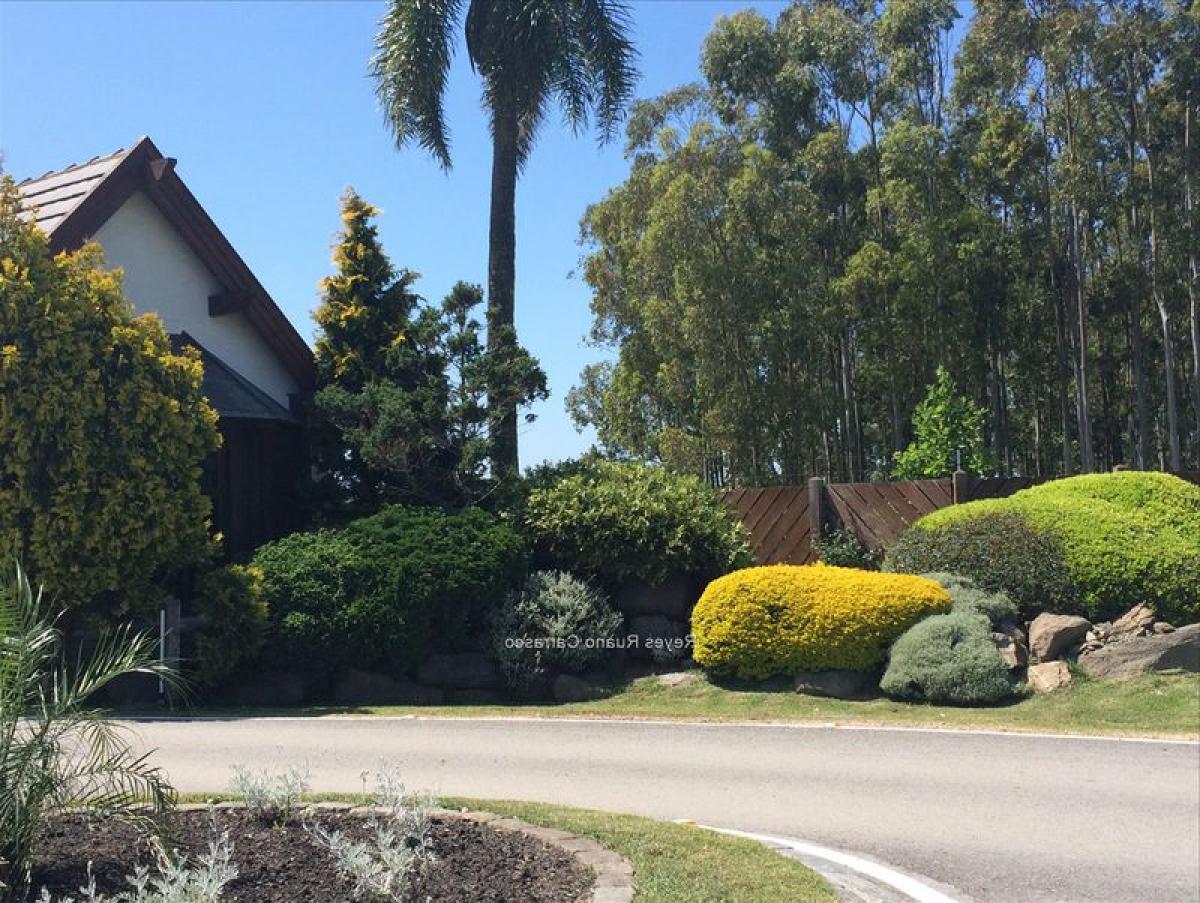  Land in Canelones, Uruguay No. 13868