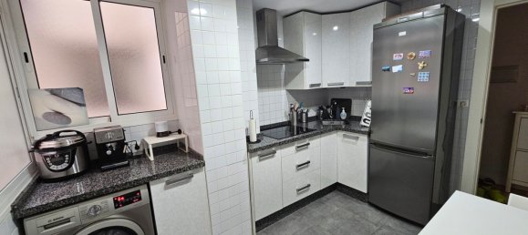 Apartamento de 3 dormitorios en Málaga, Spain No. 166787 3
