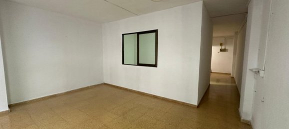  Commercial property in Alicante, Spain No. 116476 4