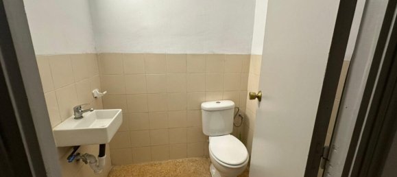  Commercial property in Alicante, Spain No. 116476 5