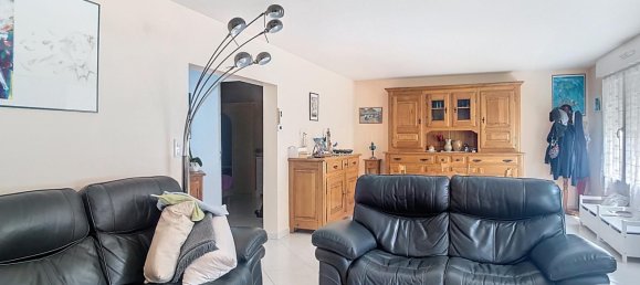 4 bedrooms House in Saint-Nazaire, France No. 319349 3