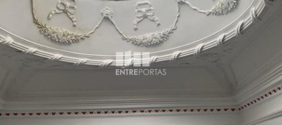 543m² Building in Melgaco, Portugal No. 81403 4