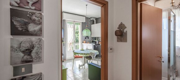 3 bedrooms Apartment in Bologna, Italy No. 372378 8