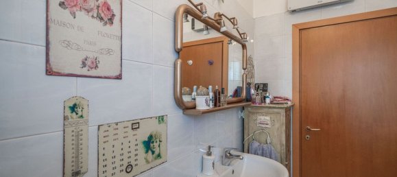 3 bedrooms Apartment in Bologna, Italy No. 372378 26