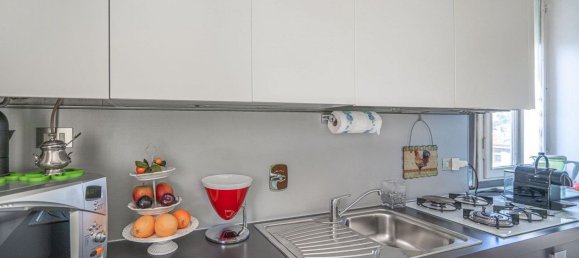 3 bedrooms Apartment in Bologna, Italy No. 372378 13