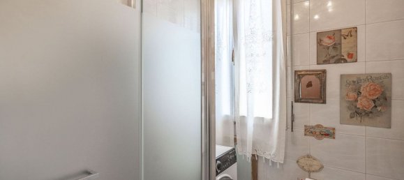 3 bedrooms Apartment in Bologna, Italy No. 372378 28