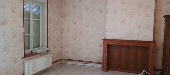 2 Schlafzimmer Haus in Etreaupont, France, Nr. 219121 12