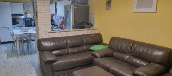 5 rooms Apartment in Reggio Emilia, Italy No. 145365 3