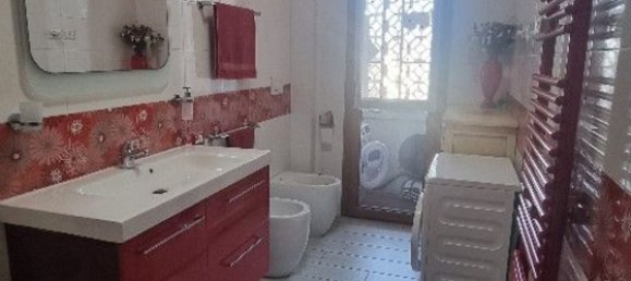5 rooms Apartment in Reggio Emilia, Italy No. 145365 17