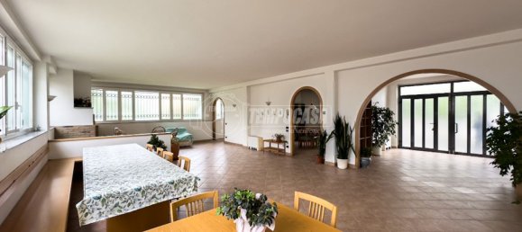 4-Zimmer Villa in Paderno Dugnano, Italy, Nr. 211306 10