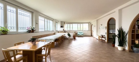 4-Zimmer Villa in Paderno Dugnano, Italy, Nr. 211306 23