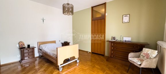 4-Zimmer Villa in Paderno Dugnano, Italy, Nr. 211306 3