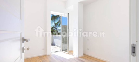 Пентхаус с 1 спальней в Рим, Италия № 350419 14