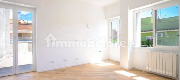 Пентхаус с 1 спальней в Рим, Италия № 350419 7