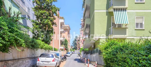 Пентхаус с 1 спальней в Рим, Италия № 350419 41