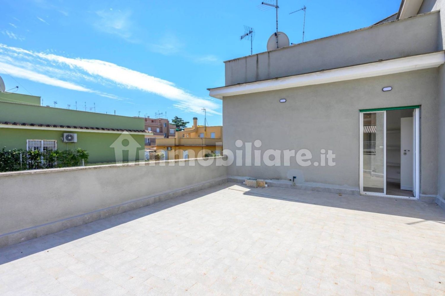 Пентхаус с 1 спальней в Рим, Италия № 350419